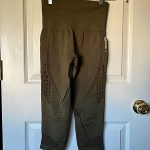 Gymshark Olive Seamless Crop